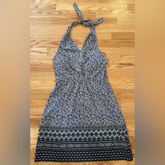 ATHLETA Women's Pack Everywhere Halter Dress Side Zip Back Tie Size 4 - Picture 1 of 11